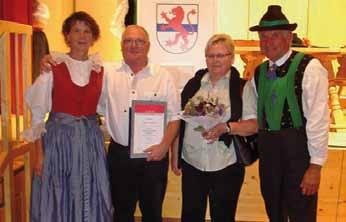 September 2009 im Vereinshaus von Marling wurde das Ehepaar Christa und Helmut Gasper aus Niederzier in Nordrhein-Westfalen für seine 25 jährige Treue zu Marling geehrt.