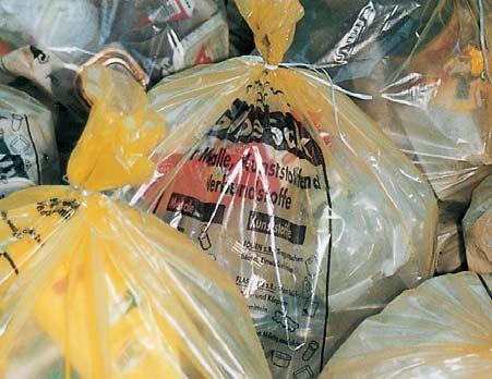 Ein Fall für die AWISTA Logistik Gelber Sack/Gelbe Tonne Die Verpackungsverordnung verpflichtet Hersteller und Vertreiber, gebrauchte Verkaufsverpackungen zurück zu nehmen und zu verwerten.