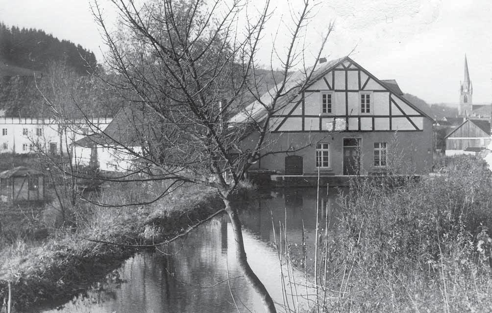 Die Förder Mühle in den 1950er Jahren Von Franz Arno Becker und Hans-Joachim Steinhoff Mühlen sind die Hochtechnologie-Anlagen früherer Jahrhunderte.