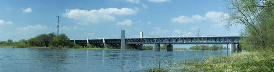 12 Wichtige Regelungen aus der Binnenschifffahrtsstraßen-Ordnung Kanalbrücke über die Elbe Möglichkeiten: Damit besteht in diesen speziellen Fällen im Geltungsbereich der BinSchStrO jetzt auch die