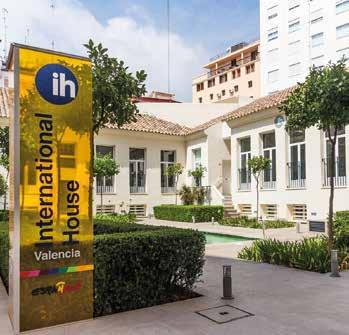 Valencia Spanien 191 L ESPAÑOLÉ INTERNATIONAL HOUSE WWW.BOALINGUA.CH/IHVALENCIA So vielfältig die Stadt Valencia ist, so viele Möglichkeiten bietet auch die Sprachschule.