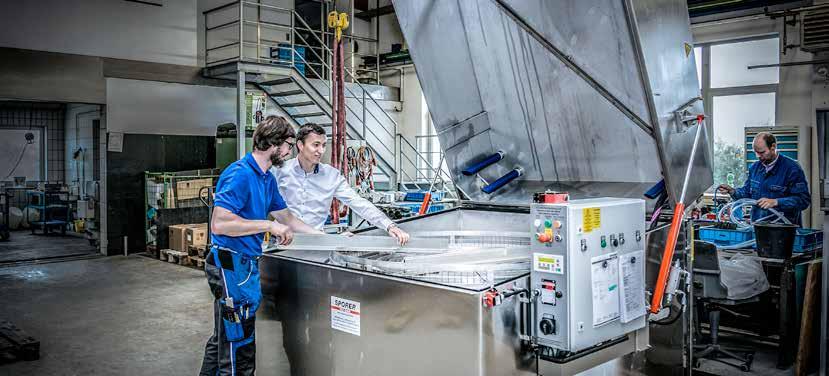 Effiziente industrielle Reinigung mit Reinigungsanlagen der Sporer PCS GmbH Sauberkeit ist ein uraltes Thema. Wir definieren es neu. Effizient & innovativ. Patentiert & zukunftsorientiert.