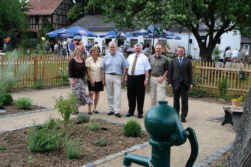 als Park- und Gartenanlage neu