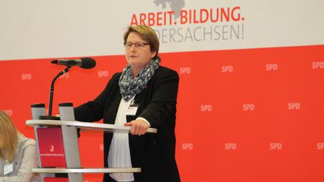 SPD-Jahrbuch 2015 2016 BERICHTE DER LANDESVERBÄNDE UND BEZIRKE 2015.05.