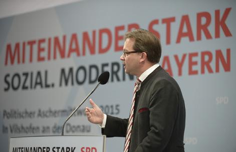 SPD-Jahrbuch 2015 2016 BERICHTE DER LANDESVERBÄNDE UND BEZIRKE staltung des Landesverbandes war.