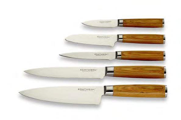 Damaszener Messer Set 5tlg Das fünfteilige Set besteht aus einem Koch-, Santoku-, Fleisch-, Universal- sowie Schälmesser.