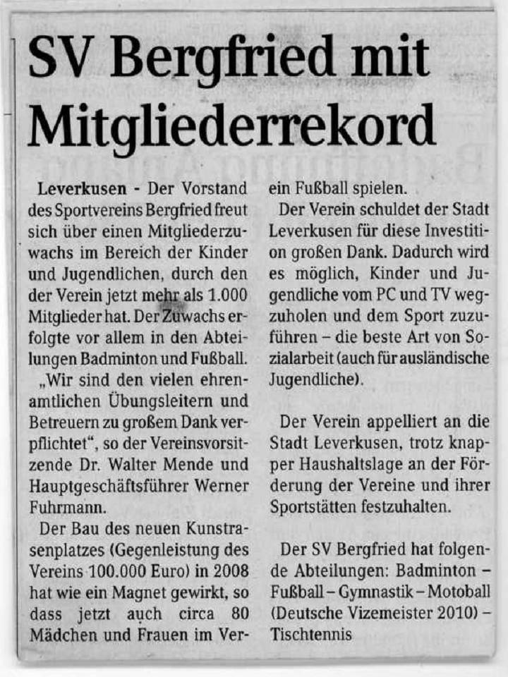 Bergfried aktuell Sonstiges 2 News 1. Mannschaft weiter an der Tabellenspitze Die 1. Mannschaft hat sich beim TSV Weiß durchgesetzt und die Tabellenspitze verteidigt und den Vorsprung ausgebaut.