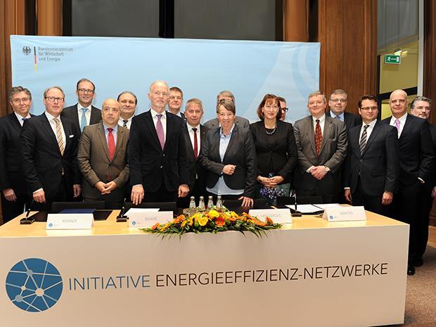 500 Energieeffizienz-Netzwerke bis 2020 Verbände unterstützen ihre Mitglieder bei der