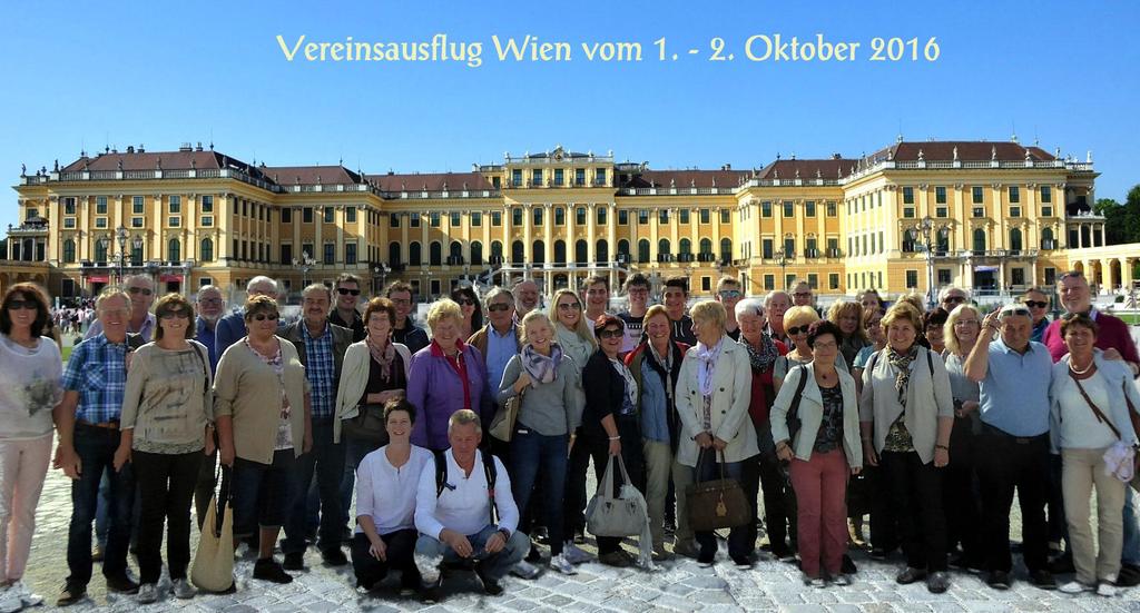 Seite 5 Vereinsauslug 2016 Wien Ca. 50 Vereinsmitglieder des Liederkranzes Dreiburgenland Tittling machten sich am Sa. den 01.10.
