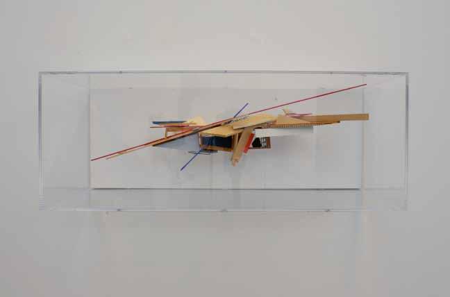 The Thin Red Line 2013, 52 x 19 x 19 cm Holz,