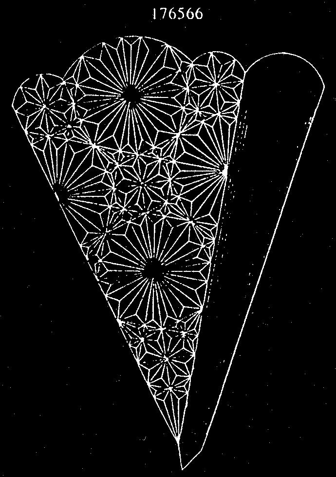 [Blumen, im Dreieck angeordnet, imitierter Schliff] farbloses Pressglas, H 5,0 cm, D 22,8 cm Sammlung Billek George Davidson & Co.