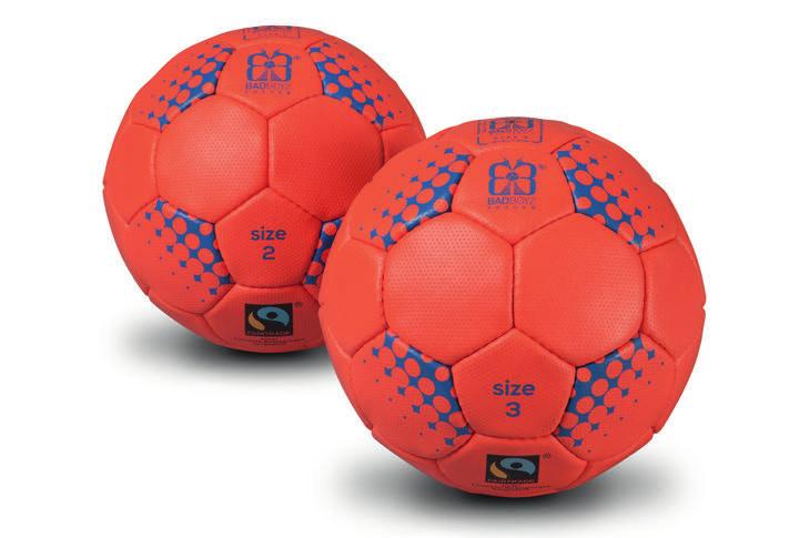 1 BESONDER weicher Ball ohne Blase (kann nicht gedribbelt werden), Ball lässt sich leicht zusammendrücken, zum Erlernen der Wurftechniken und angstfreier Einstieg für Handball- Anfänger, hochwertiges