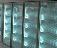 Backloader-Zellen mit Glastürfront In Tankstellen, Kiosken, Groß- und Supermärkten kommen unsere Zellenanlagen mit Glastürfronten verstärkt zum Einsatz.