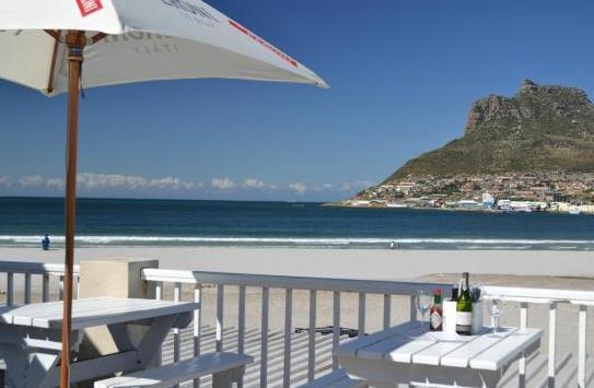 Südafrika 2016 mit Angel Nulud: Was Sie erwartet Kapstadt, die Weinregion & die Garden Route Sie wohnen im eleganten Ort Constantia (bei Kapstadt), an der Lagune in Knysna und inmitten des schönen