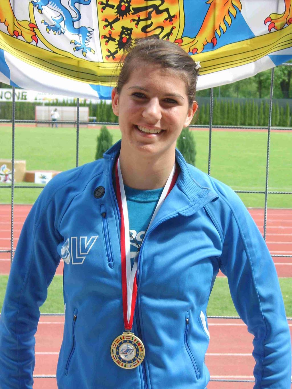 Weibliche Jugend B Bild:Stefanie Müller (TSV Inningen) wurde 2008 Bayerische Meisterin über 800 Meter und 1.500 Meter in der Halle sowie über 800 Meter und 1.