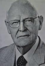 Anlässlich der Mitgliederversammlung des Dachverbandes im Jahre 1996 in Seeheim wurde er in den Vorstand gewählt und kümmerte sich weltweit um die Verwaltung der Mitglieder.