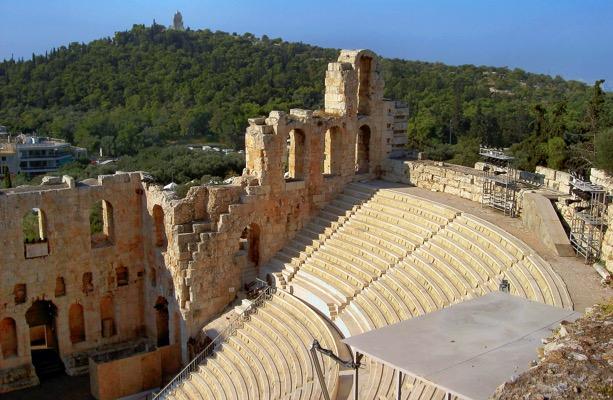 Athen Mastertextformat bearbeiten Die vielen klassischen Relikte der Stadt können in den exzellenten Museen entdeckt werden, darunter das atemberaubende neue Akropolis Museum und das neu renovierte