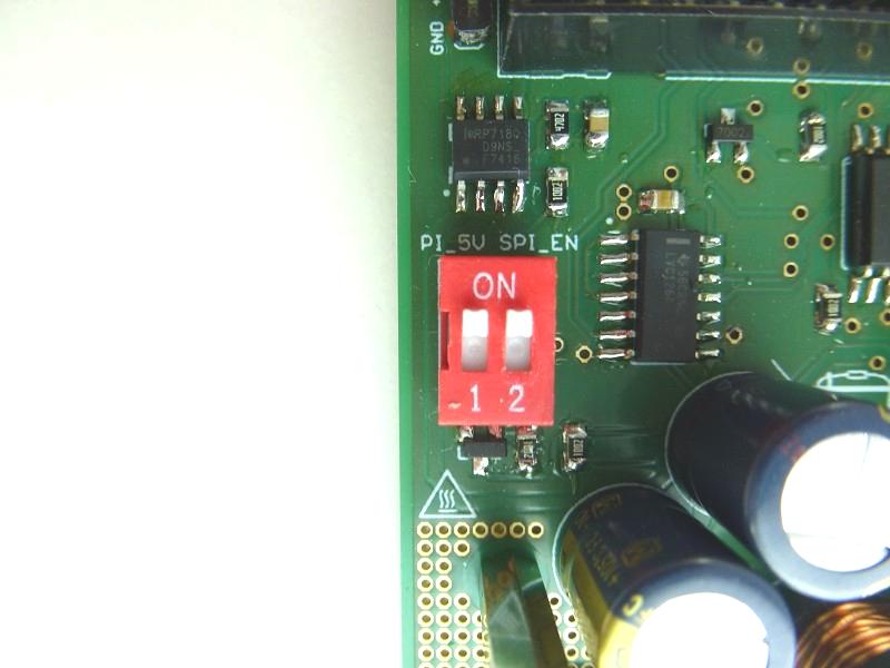 Abbildung 47: DIP-Schalter: SPI_EN Mit dem Schalter SPI_EN lässt sich die SPI-Datenverbindung zwischen Raspberry Pi und PiXtend auftrennen.