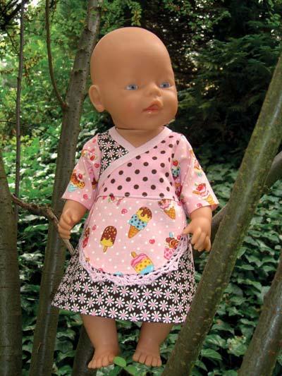 Katrin Puppe/ Doll Modell Nr. 1 Kleid Alle Teile zuschneiden. model No. 1 dress Cut out all pieces.