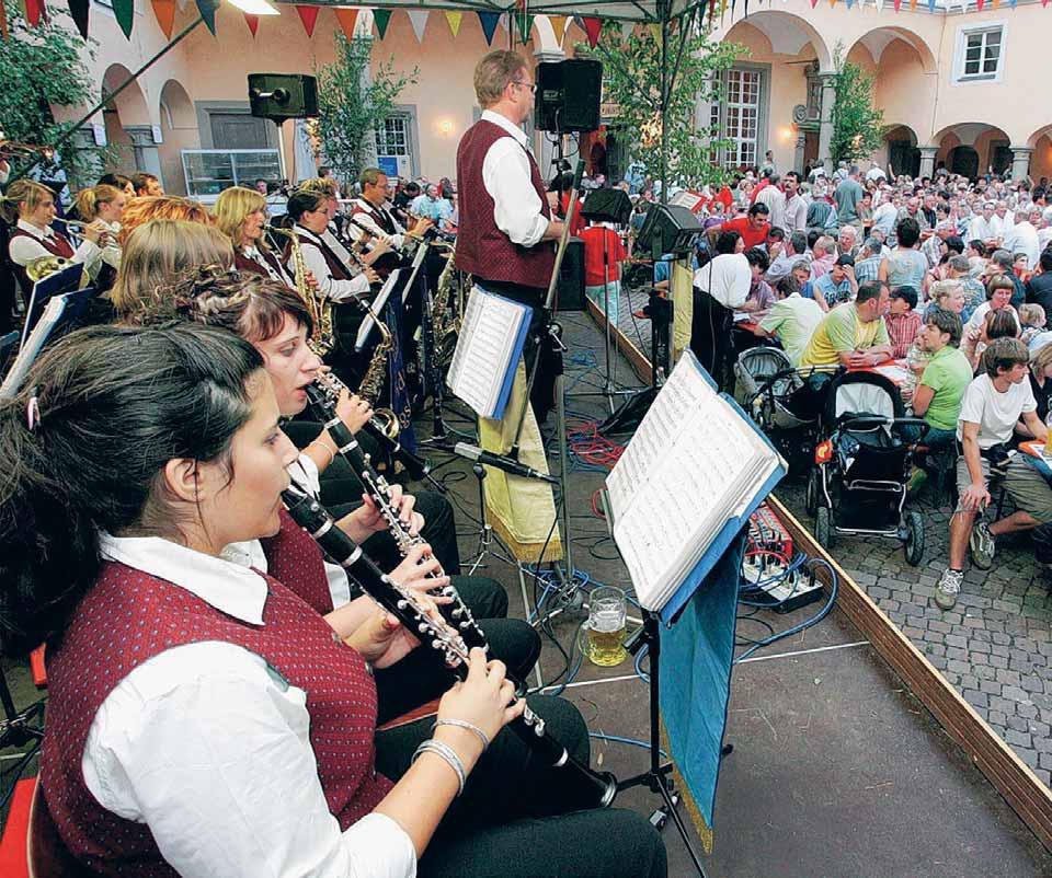 So macht Lernen Spaß Der Blasmusikverband kümmert sich auch um die Fortbildung Mehr als 7000 aktive Musiker gehören dem Blasmusikverband Ostalbkreis an.