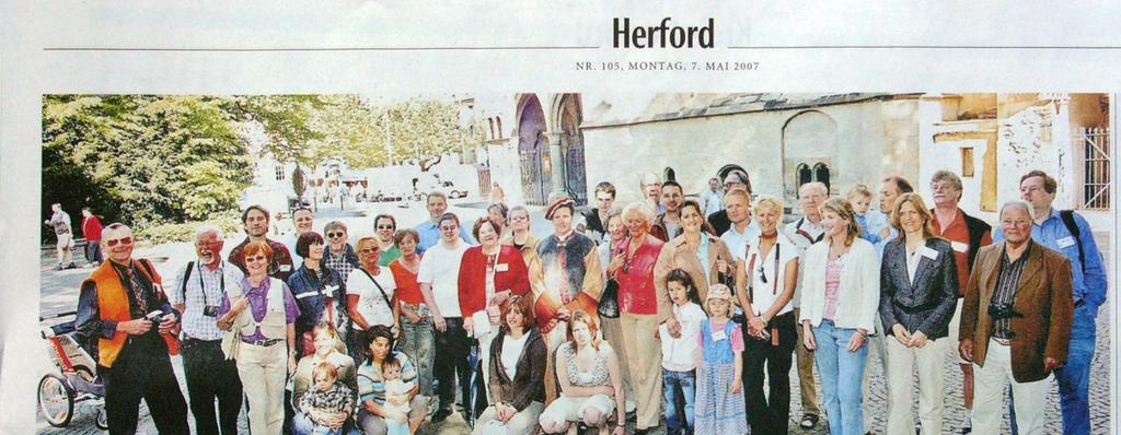 Familientreffen im Mai 2007 Zum Familientreffen erschienen genau 40 Teilnehmer, die alle im Hotel Waldesrand in Herford Quartier bezogen.