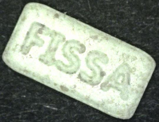 Inhaltsstoff: 154 mg MDMA Logo: Dominostein