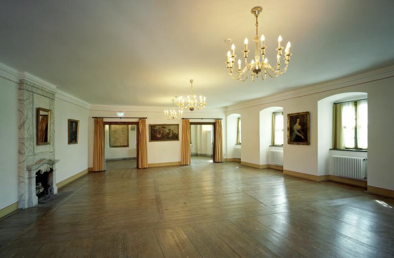 Konzertsaal FLÄCHE ca. 75 qm RAUM Ein Stilgemisch aus Renaissance und Barock prägt den Charakter des Festsaales im Hinteren Querhaus.