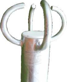 WäschePfosten modell cavara Einbeiniger Hakenständer aus feuerverzinktem Rohr Ø 60 mm, Gesamtlänge 2500 mm, davon 2000 mm über Flur, mit 4 angeschweißten Haken aus 8 mm Vollstahl.