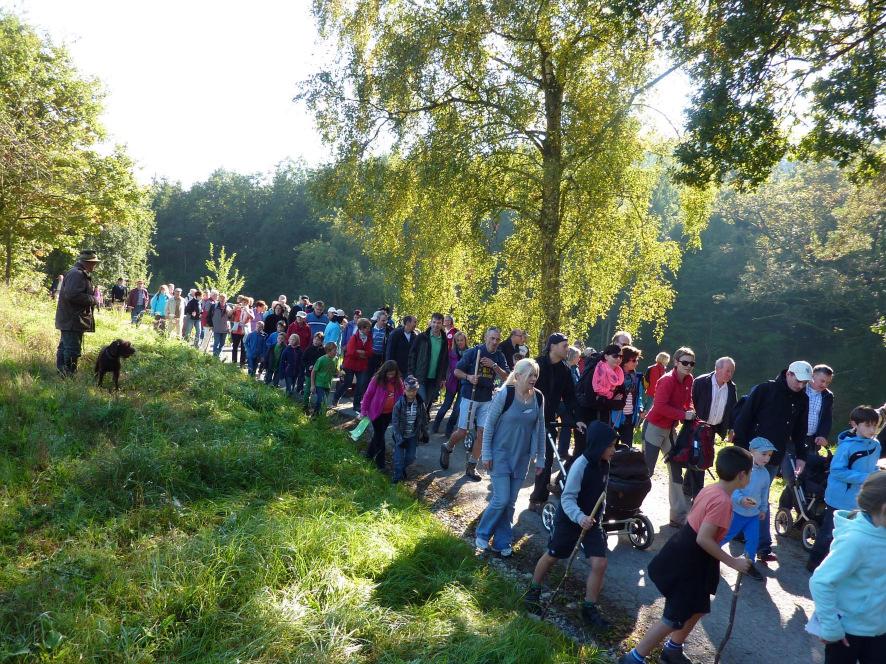 In Scharen kamen die Gäste anlässlich des hr4-wandertages und des Tages der Nachhaltigkeit nach Silges. Insgesamt wurden 1 794 Wanderer gezählt.