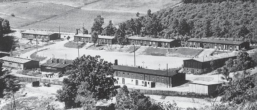 Die Bauteile wurden zunächst auf dem Gelände der Spedition Sauerland und im Keller der Otto-Flick-Halle gelagert. Im Protokoll der Mitgliederversammlung vom 22.
