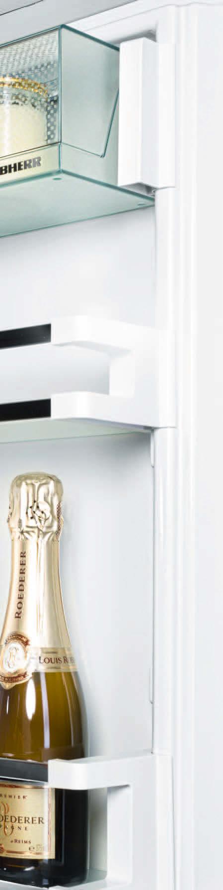 GlassLine. Design für jedes Küchenumfeld Damit Sie ein Kühlschrankleben lang Freude an Ihrem Liebherr-Gerät haben, bieten wir ein breites Programm an Designmodellen an.