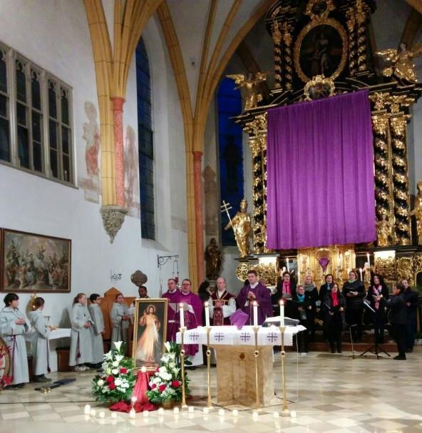 Abend der Barmherzigkeit 2018 Bereits zum dritten Mal fand am Passionssonntag in der Pfarrkirche Maria Himmelfahrt in Rotthalmünster der Abend der Barmherzigkeit statt.