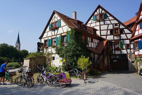 Das attraktive Städtchen Rottenburg ist bei Radfahrern im Sommer sehr beliebt!