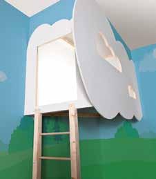 So können beispielsweise auch ein Baumhaus mit einem an die Wand gemalten Baum oder auch ein schwebender Zeppelin entstehen. Halt finden. Um den Wolkenpalast sicher an Wand bzw.