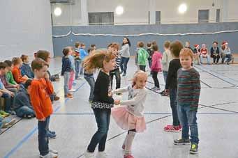 Eisfelder Amtsblatt - 11 - Nr. 2/2017 Die Kleinen Weltentdecker vom AWO Kindergarten sagen DANKE!