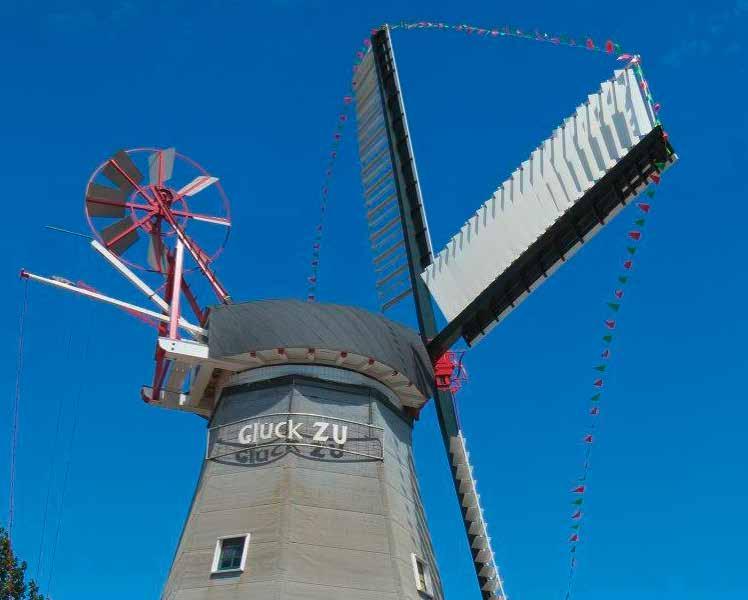 Friesland Wasserturm auf