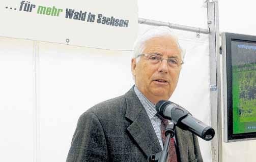 Auf ein Wort Hält Wald für unersetzlich: Dr. Eberhard Lippmann, Vorsitzender des Kuratoriums.