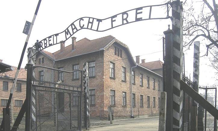 Selektion Rampe Auschwitz Quelle: Spurensuche-online.