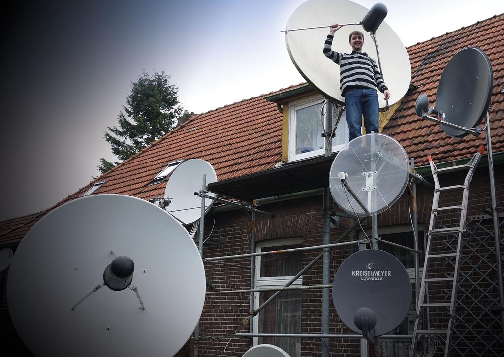 DXer REPORT Satelliten DXer DX-Ralf, Deutschland "Mein Motto: TV finden, nicht sehen"