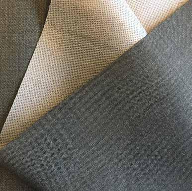 For summer 2019 our collection features low-crease, fine worsted yarn fabrics for suits, trousers, blazers and skirts.