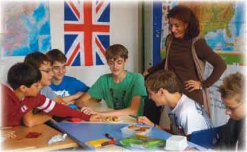 ) English Conversation In our English conversation classes, we learn about the art of English conversation and the importance of the language across the World.