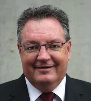 Rücktritt Christian Tröhler, Präsident der Berufsschulkommission BZWW 1995 wählte die Primarschulvorsteherschaft Weinfelden Christian Tröhler als Mitglied in die Berufsschulkommission der Zentralen