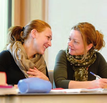 Mothers can register their children to be looked after by pedagogical staff if required during course times. Please ask for the current course modules in the südpunkt-office or look at our homepage.