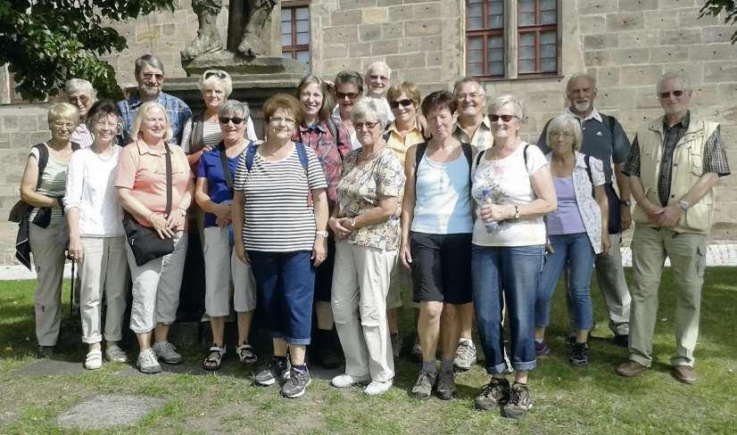 5 Bayreuth Verdi-Senioren Die Monatswanderung im August ging diesmal bei herrlichem Sonnenschein von Heinersreuth bei Kulmbach zur Plassenburg.