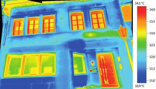 Sehen Sie das wahre Gesicht eines Hauses. Professionelle Gebäudethermografie mit der Wärmebildkamera testo 885.