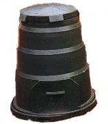 Geschlossener Komposter Im Fachhandel (Bau-, Gartenund Raiffeisenmärkten) sind verschiedene geschlossene Kompostierbehälter aus Kunststoff erhältlich.