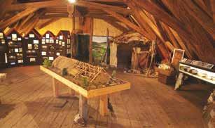 Heimatmuseum Markt Maßbach POPPENLAUER B3 Wissen Sie wie sich ein Faustkeil anfühlt? Oder möchten Sie erleben, wie Getreide ohne die heute üblichen Traktoren gedrescht wurde?