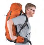 EINSTELLUNG DER SCHULTERGURTE Die Gurte sollten vollständig, ohne Lücke zwischen Rucksack und Rücken an Ihren