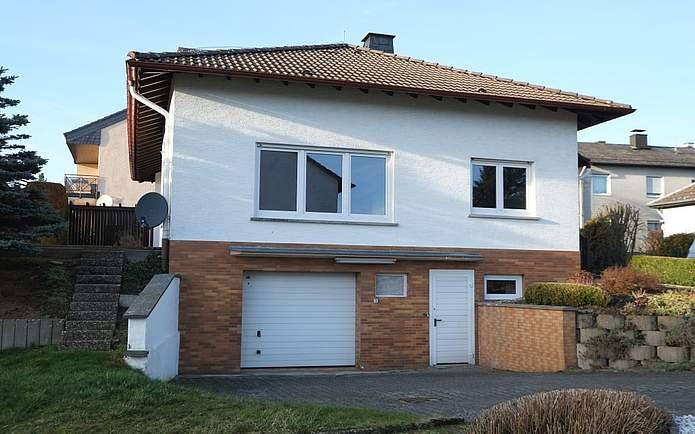 Seelenberg: Bungalow mit großem Garten Wohnfläche ca.