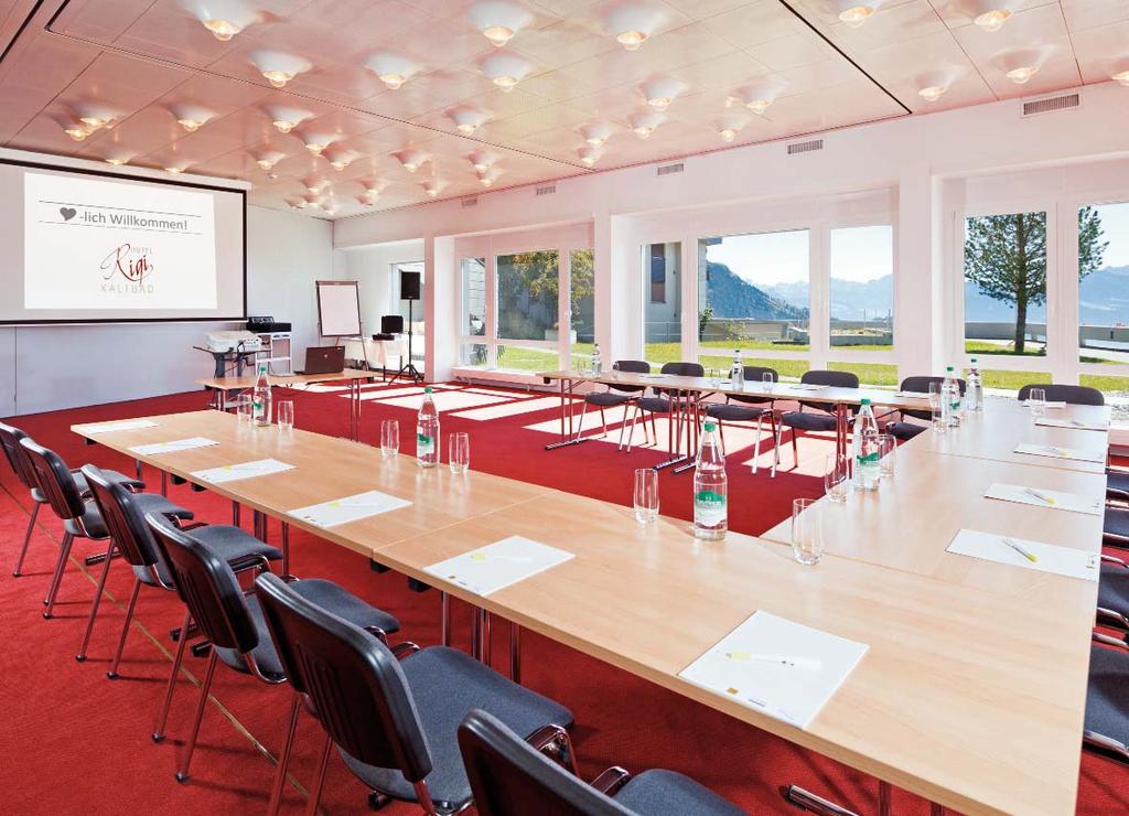 ÜBERSICHT SEMINARRÄUME Rigi-Saal Panorama ll SunSet ll Kulm First / Scheidegg 180m 2 / 20 x 9 m / H 3.2 m 56m 2 / 8 x 7 m / H 2.5 m 56m 2 / 8 x 7 m / H 2.3 m 49m 2 / 9.5 x 5.2 m / H 2.